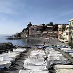 Casa Rosi Vernazzola Al Mare